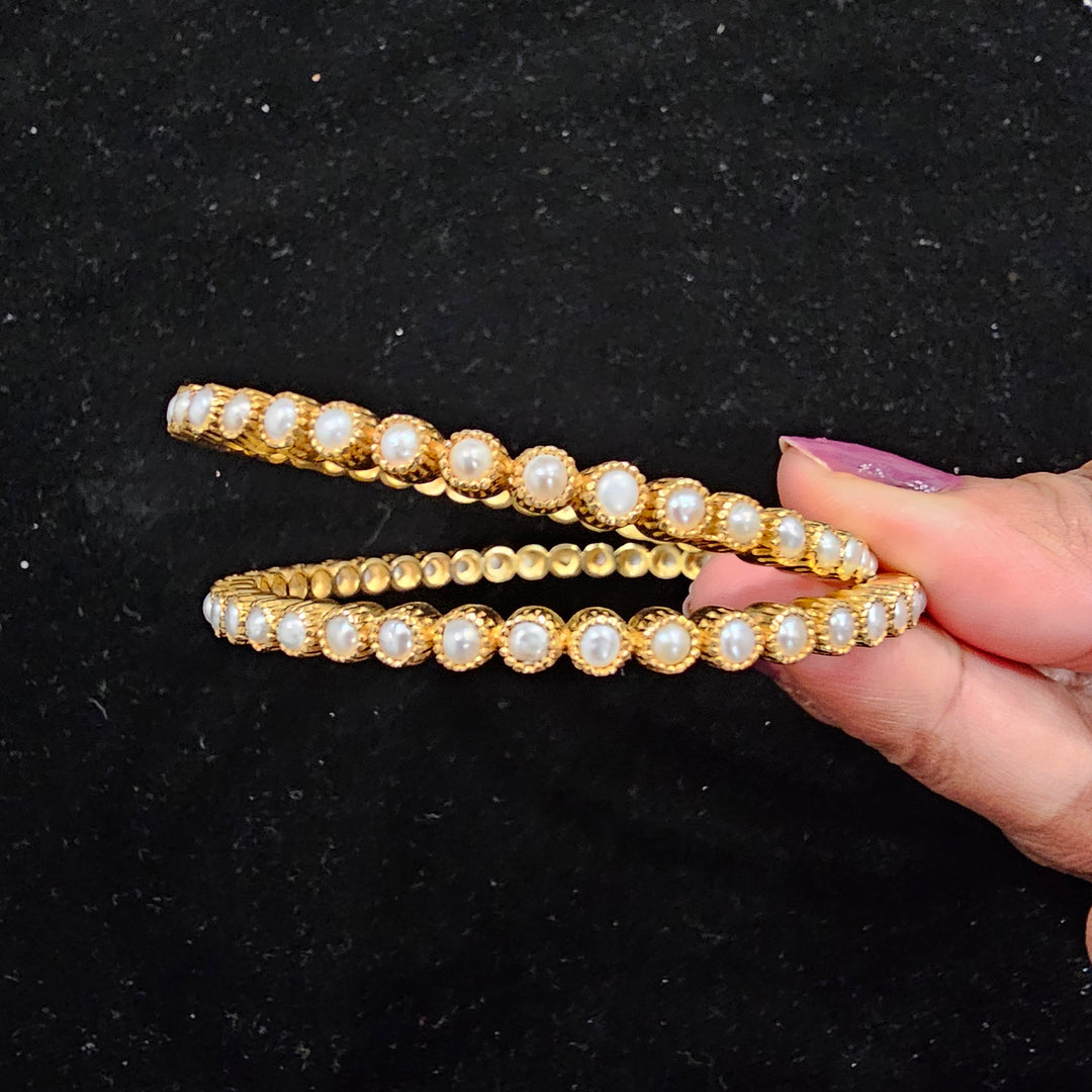 Pearl Bangle set