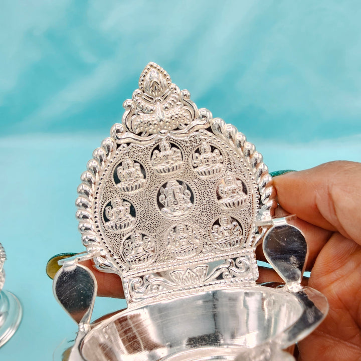 Ashtalaxmi Kamashi Deepam