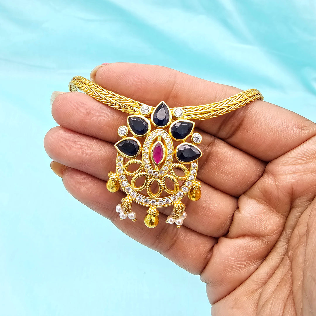 Short CZ sapphire Necklace