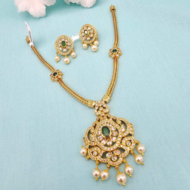 Short Emerald Necklace set
