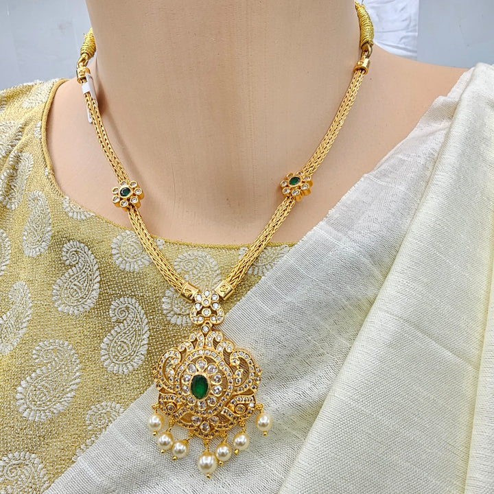 Short Emerald Necklace set