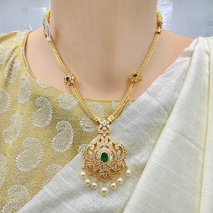 Short Emerald Necklace set