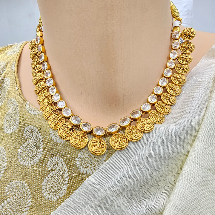 White Short CZ Kasumala