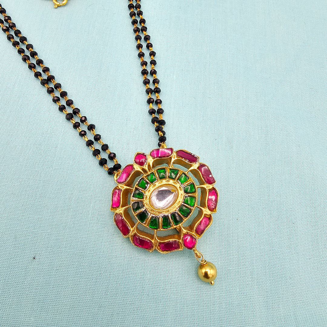 26" 2L Kundan Black beads