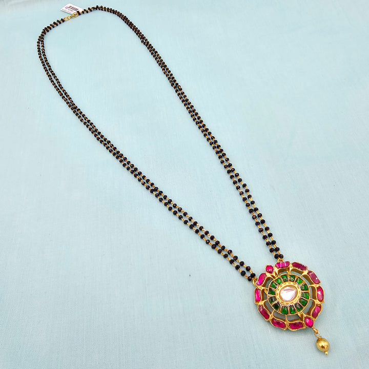 26" 2L Kundan Black beads