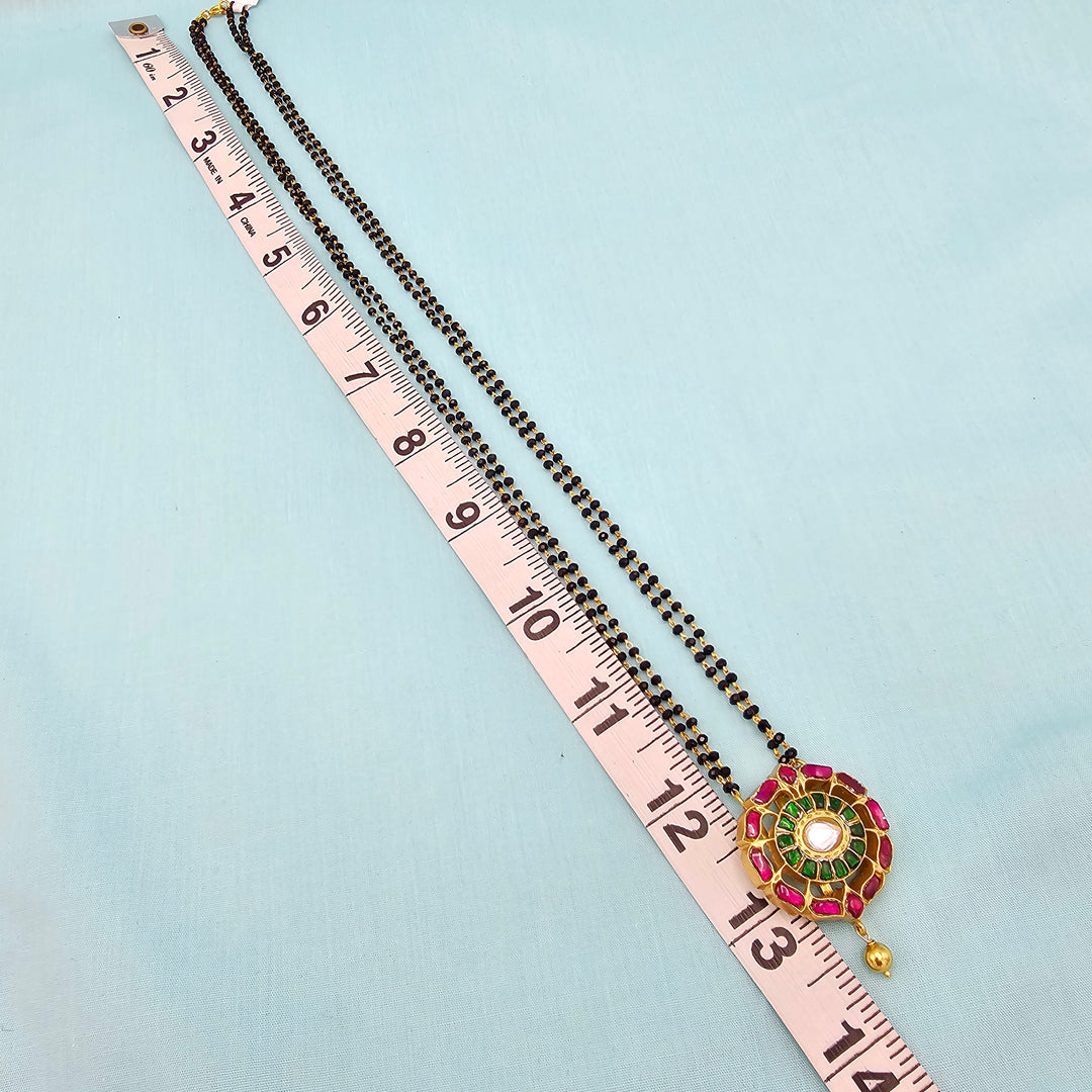 26" 2L Kundan Black beads