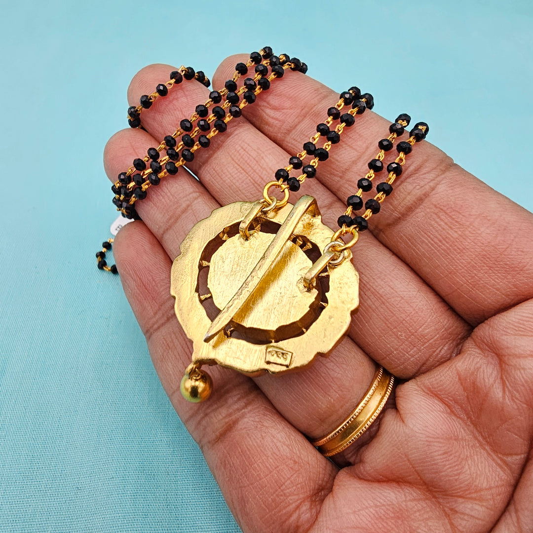 26" 2L Kundan Black beads