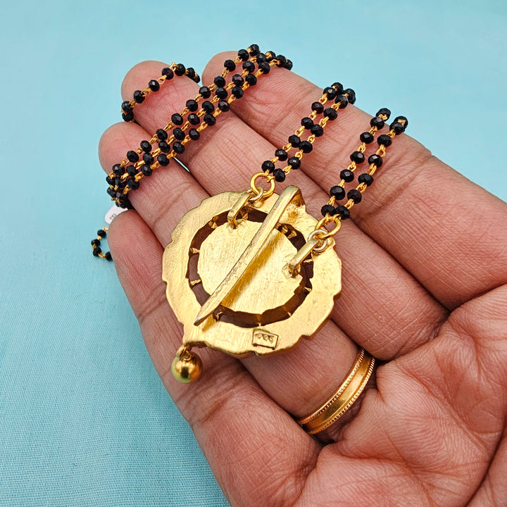 26" 2L Kundan Black beads