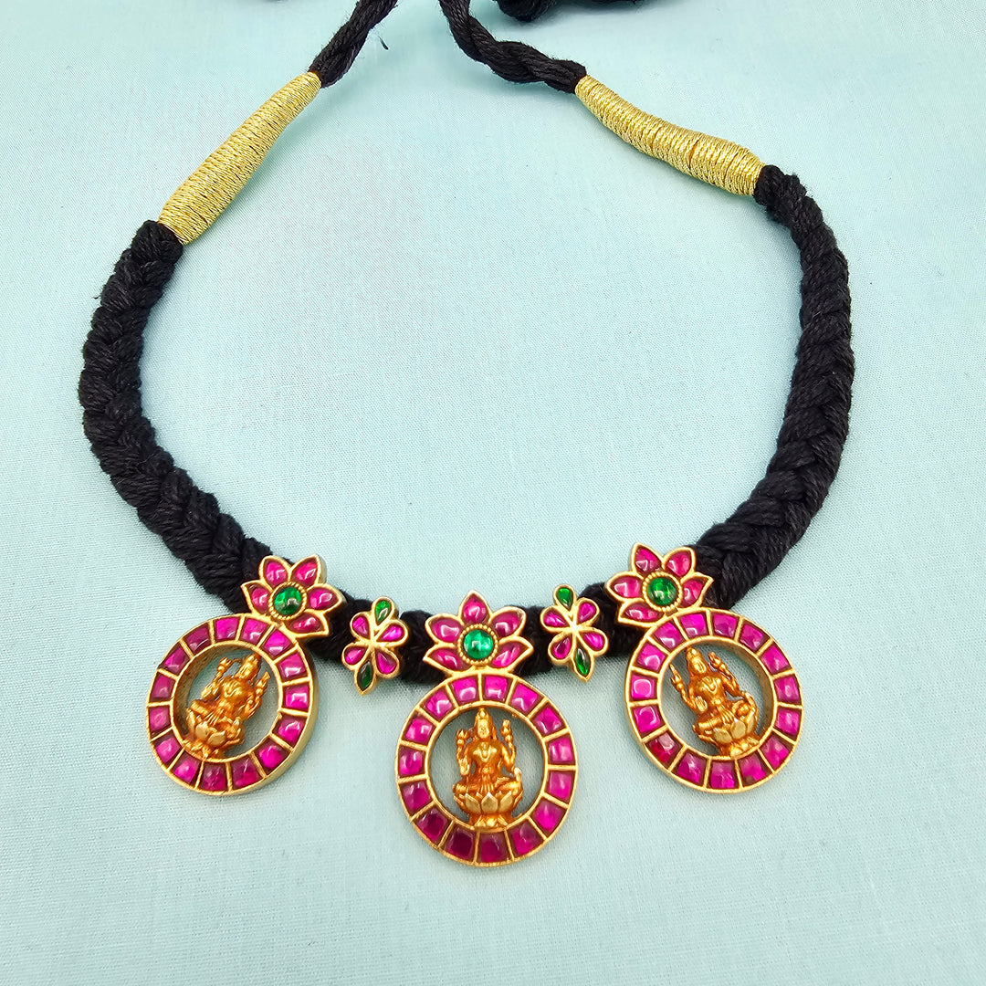 Kundan Thread Necklace