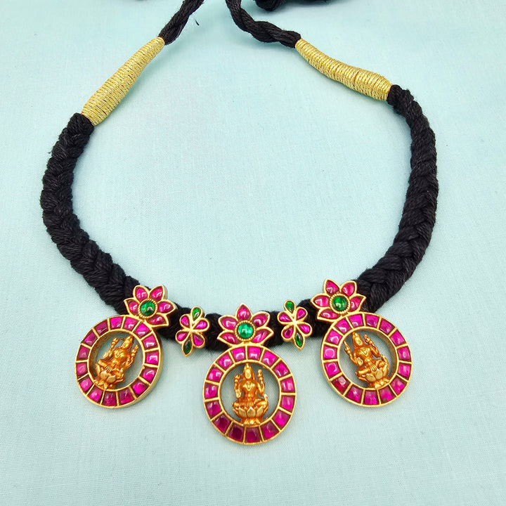 Kundan Thread Necklace