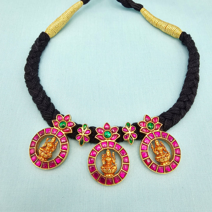 Kundan Thread Necklace