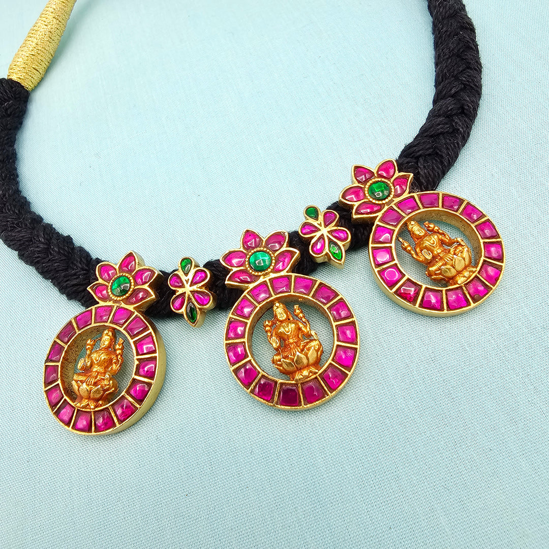Kundan Thread Necklace