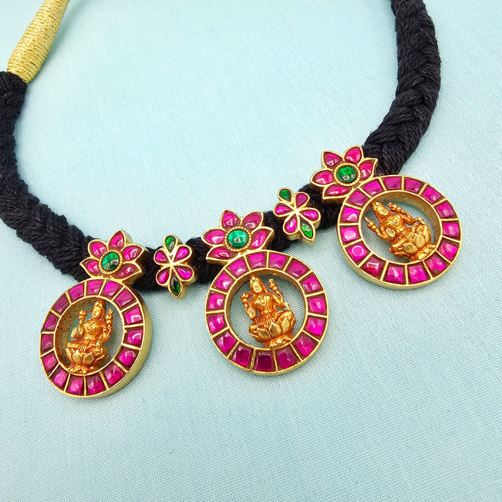 Kundan Thread Necklace
