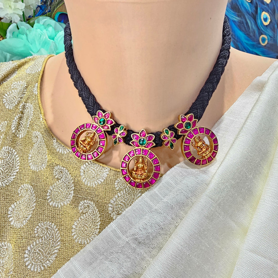 Kundan Thread Necklace