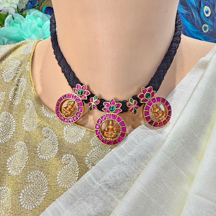 Kundan Thread Necklace