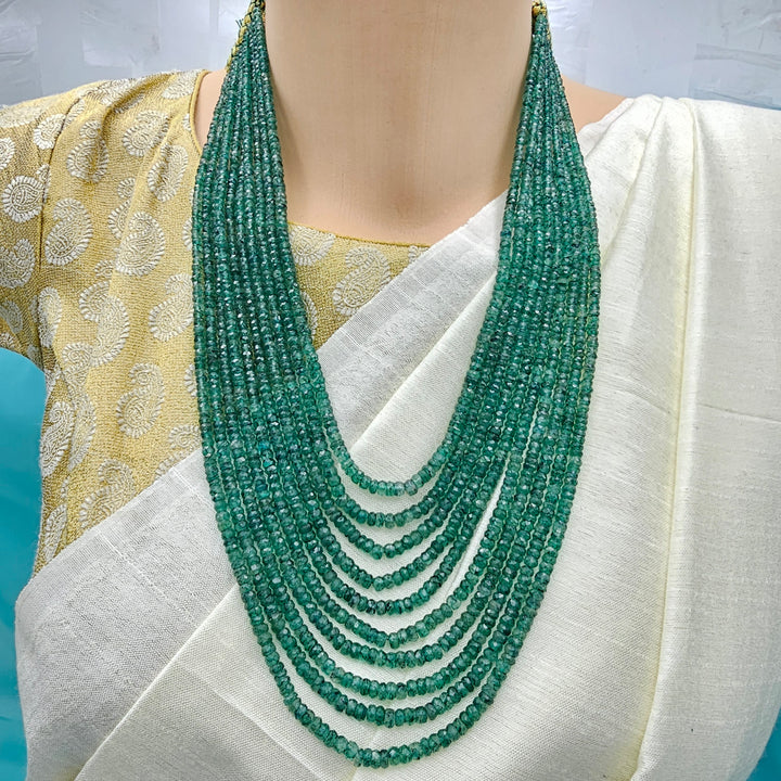 10L Emerald Faceted Beads
