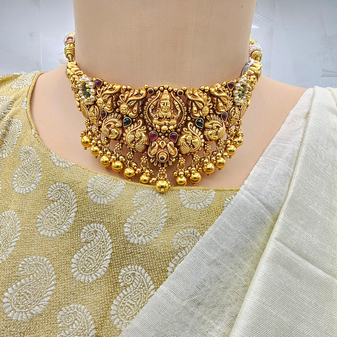 Nakashi Temple Choker