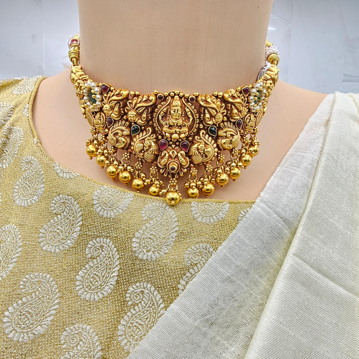Nakashi Temple Choker