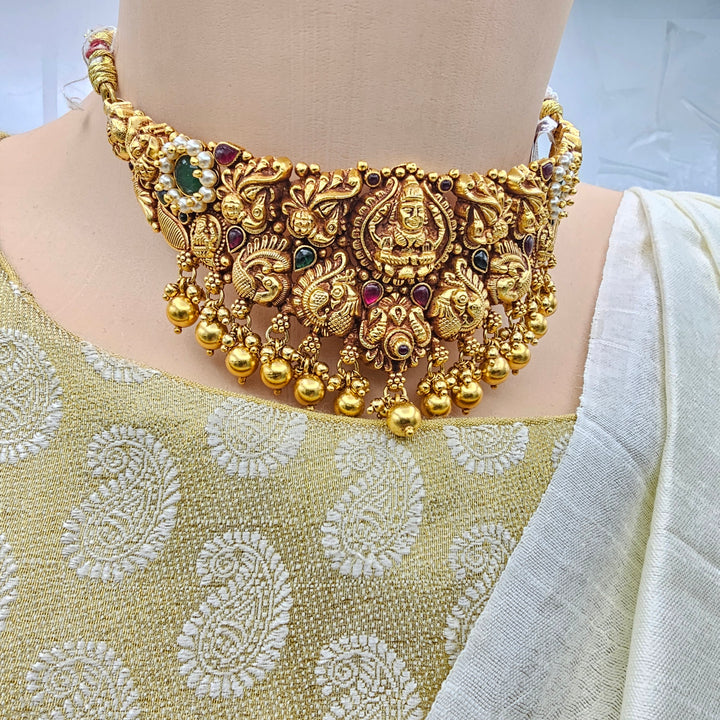 Nakashi Temple Choker