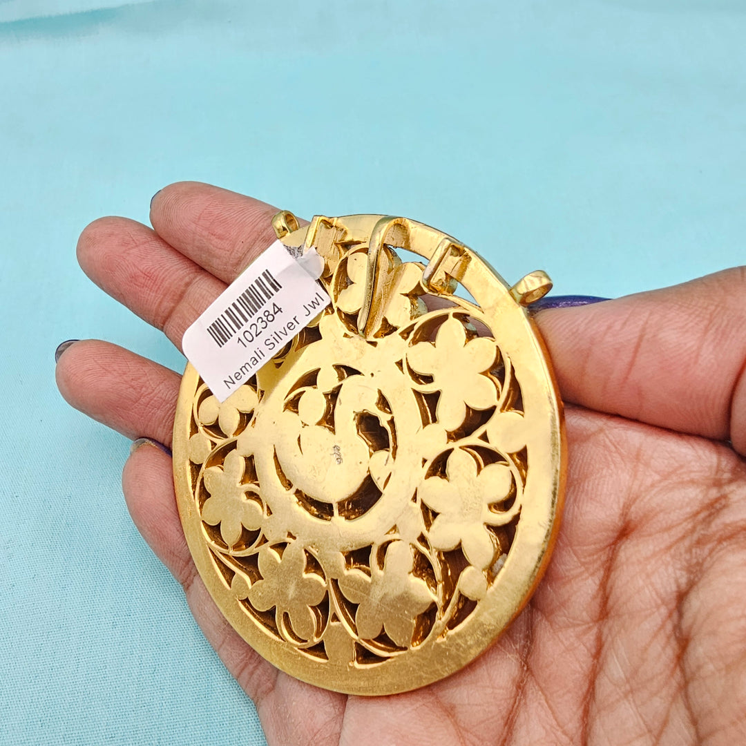 Kundan Round Pendant