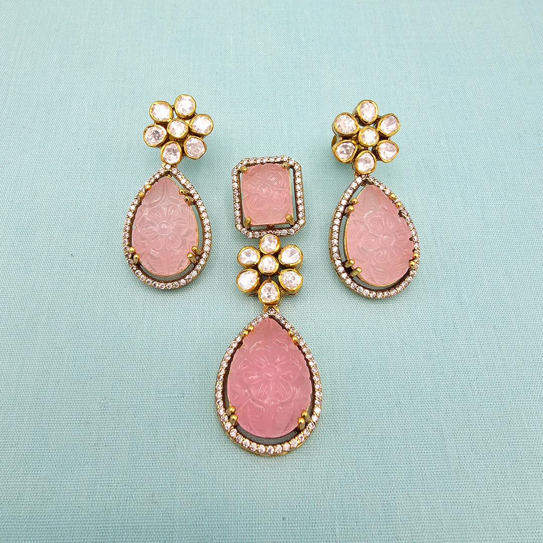 Rose Qts Pendant set