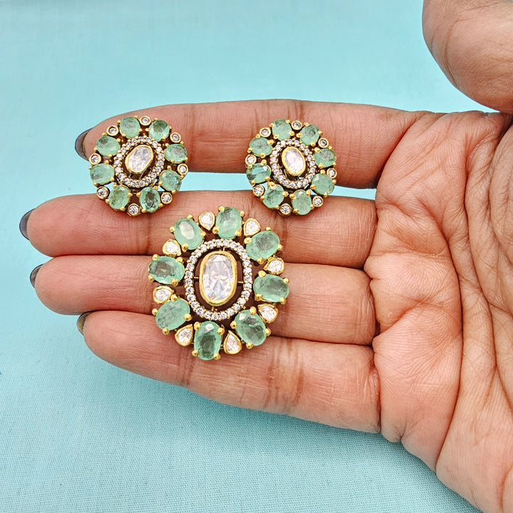 Russian Emerald Pendant set