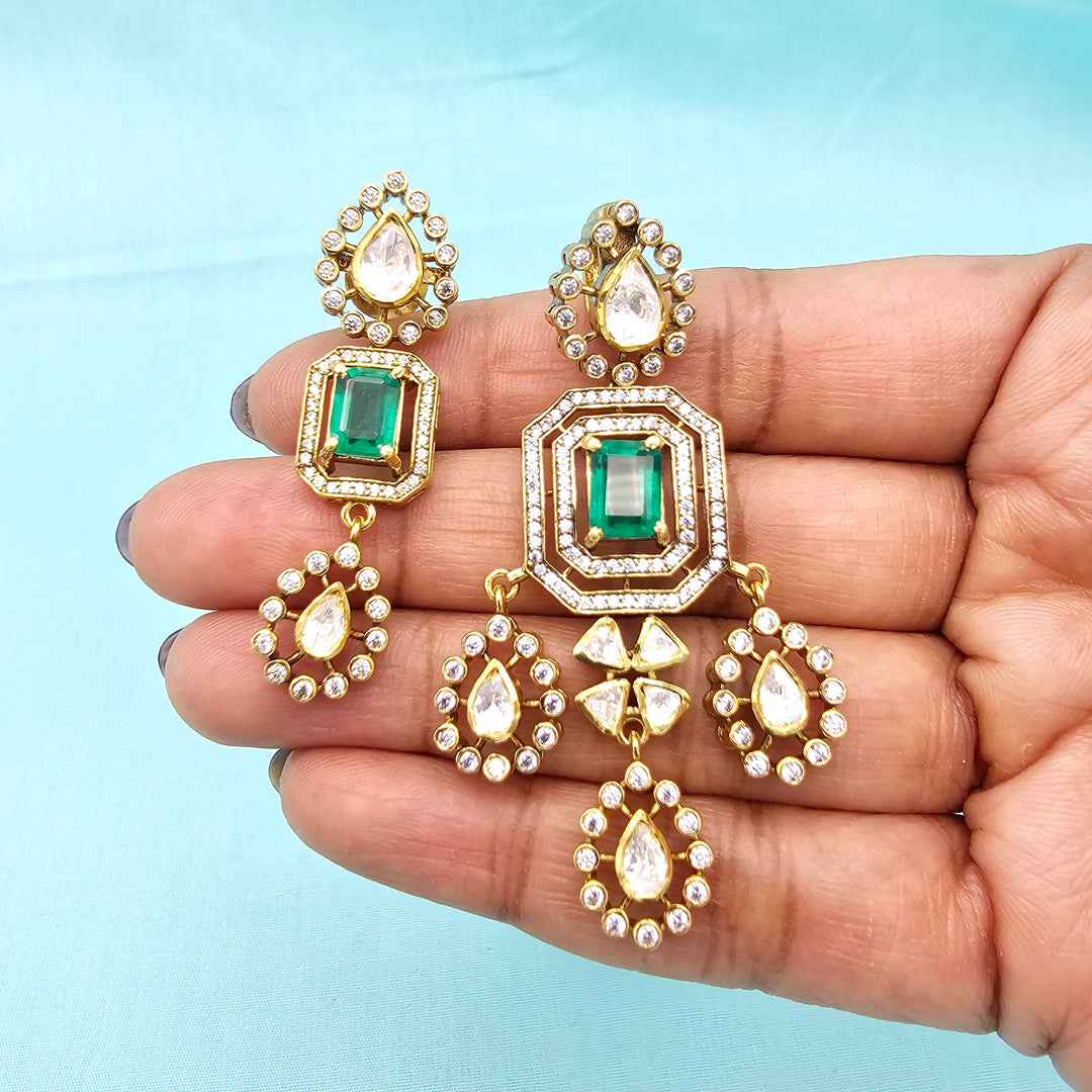 Mozo Emerald Pendant set