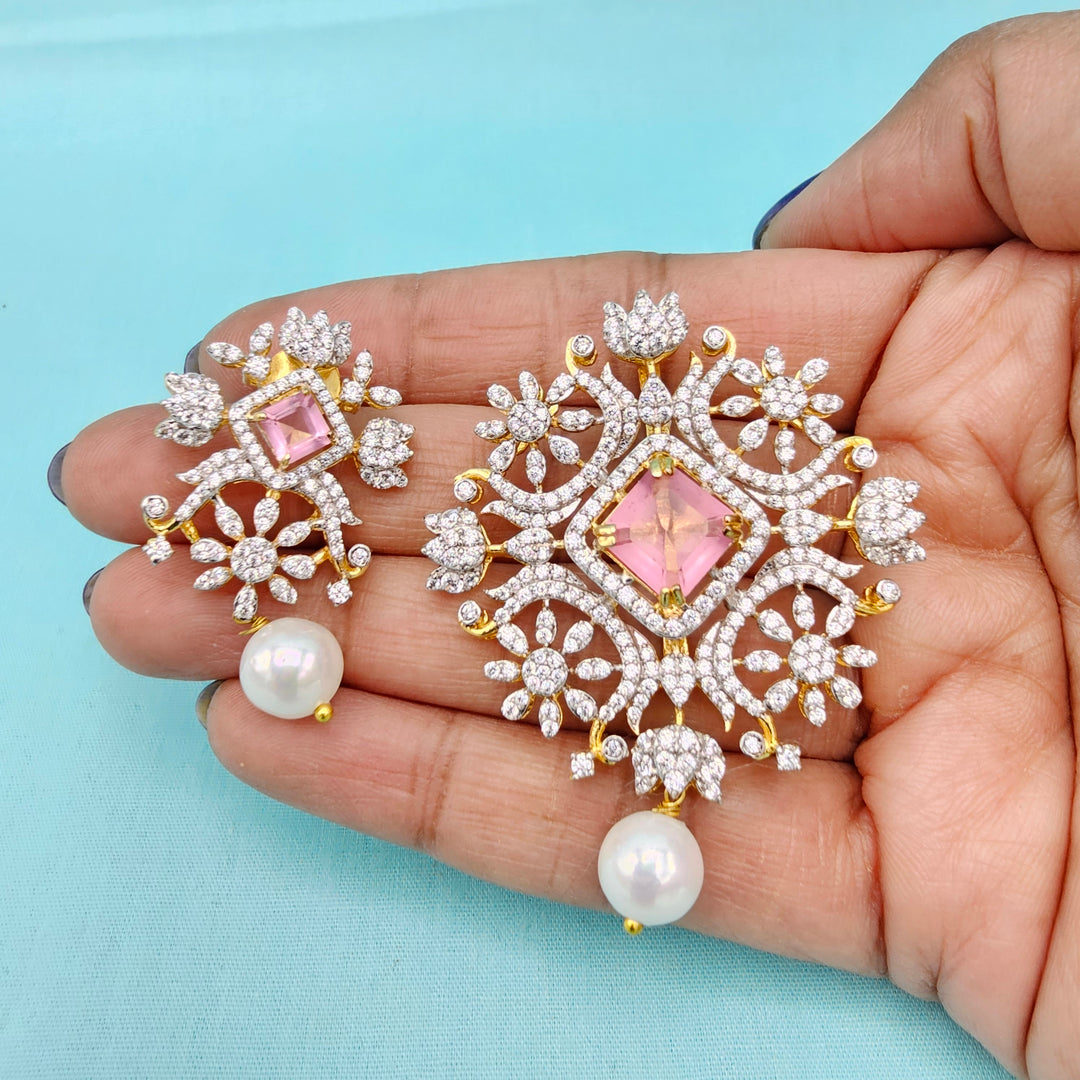 Diamond replica Pendant set