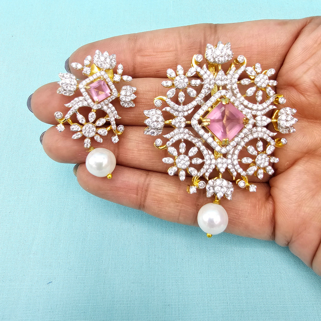 Diamond replica Pendant set
