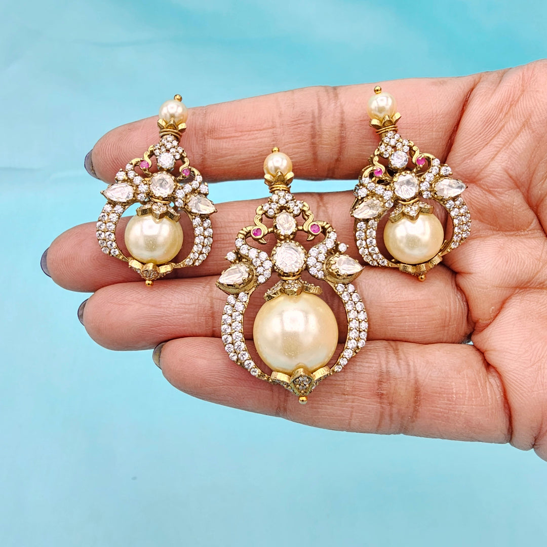 Victorian Pearl set