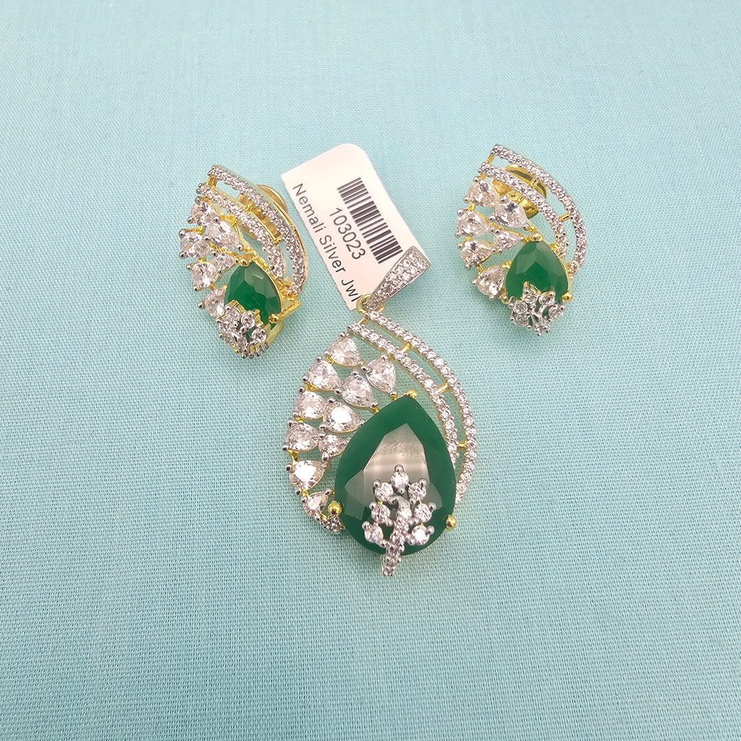 Emerald Pendant set