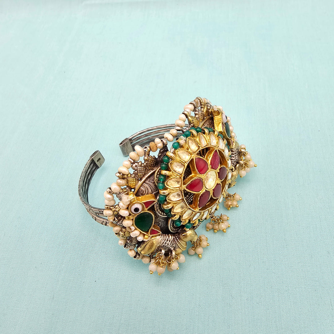 Dual tone  Kundan Bracelet