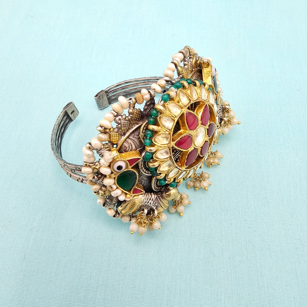 Dual tone  Kundan Bracelet