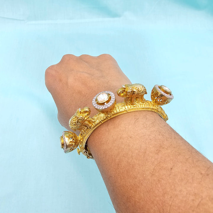 Moissante Elephant kada