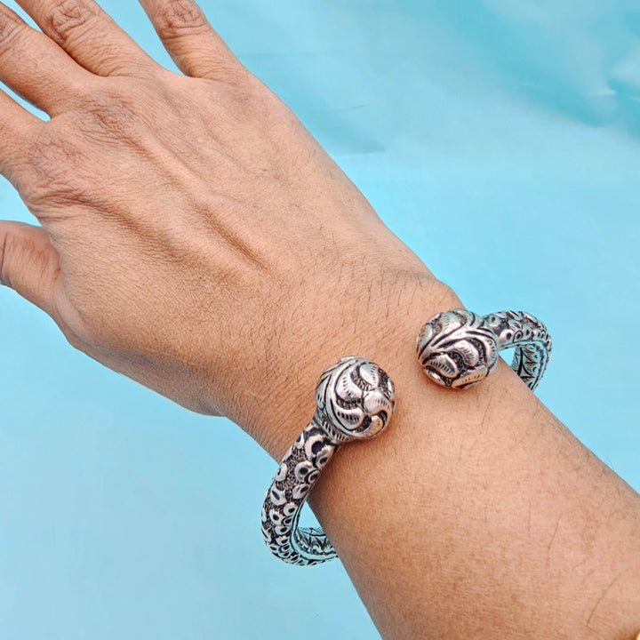 Chitai Work bracelet