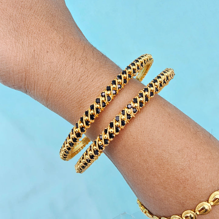 Black beads Bangles