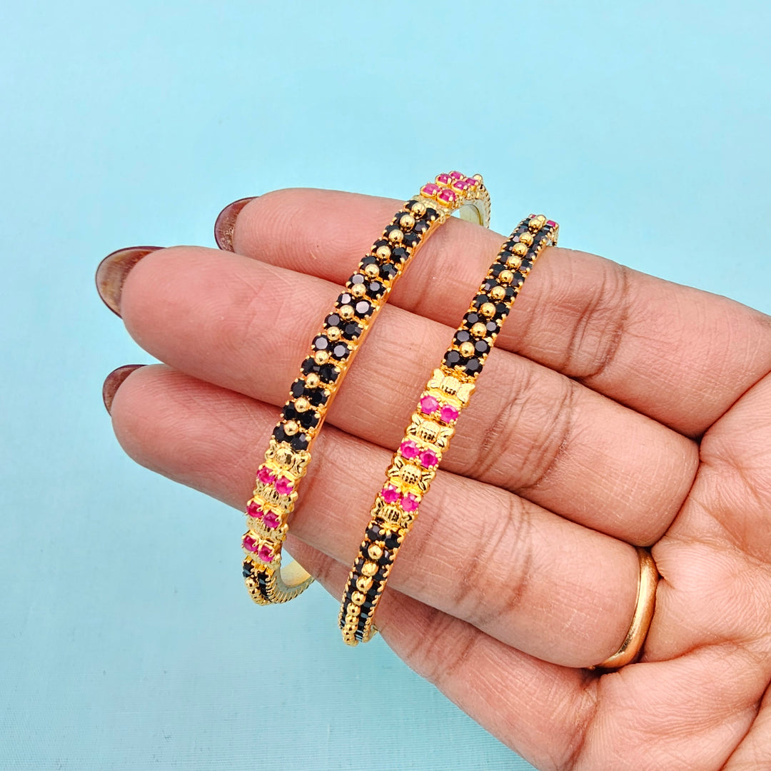 Black stones Bangles