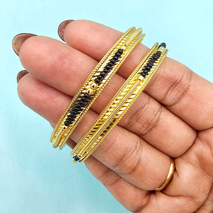 Black beads Bangles