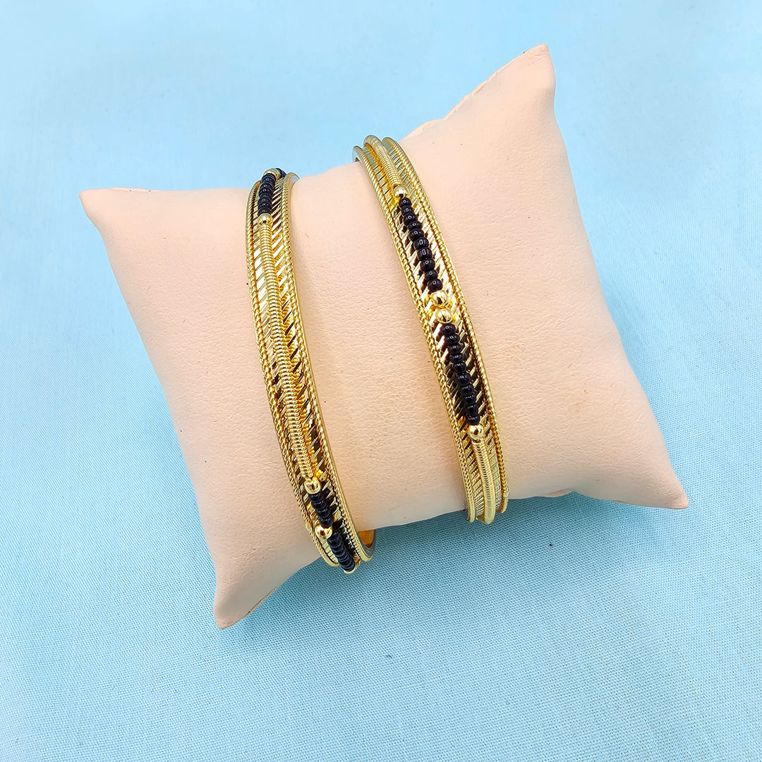 Black beads Bangles