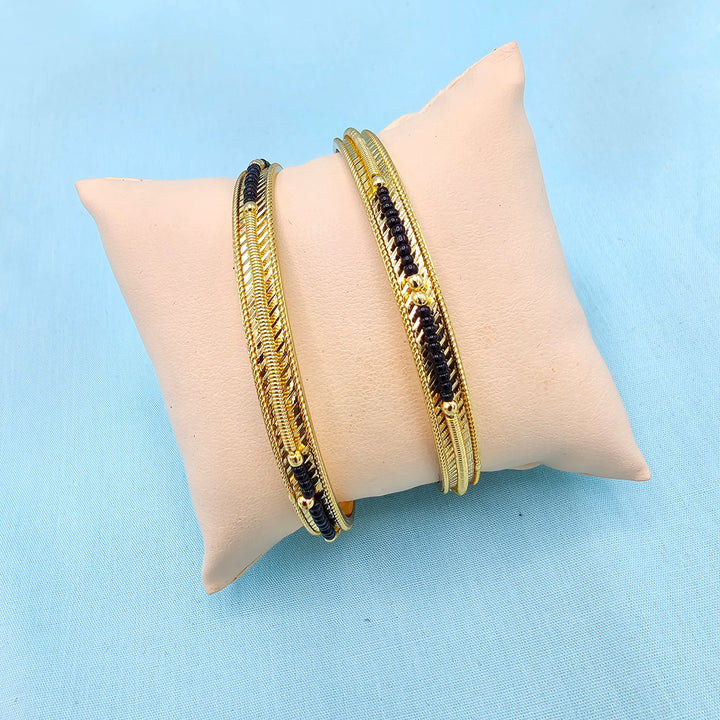 Black beads Bangles
