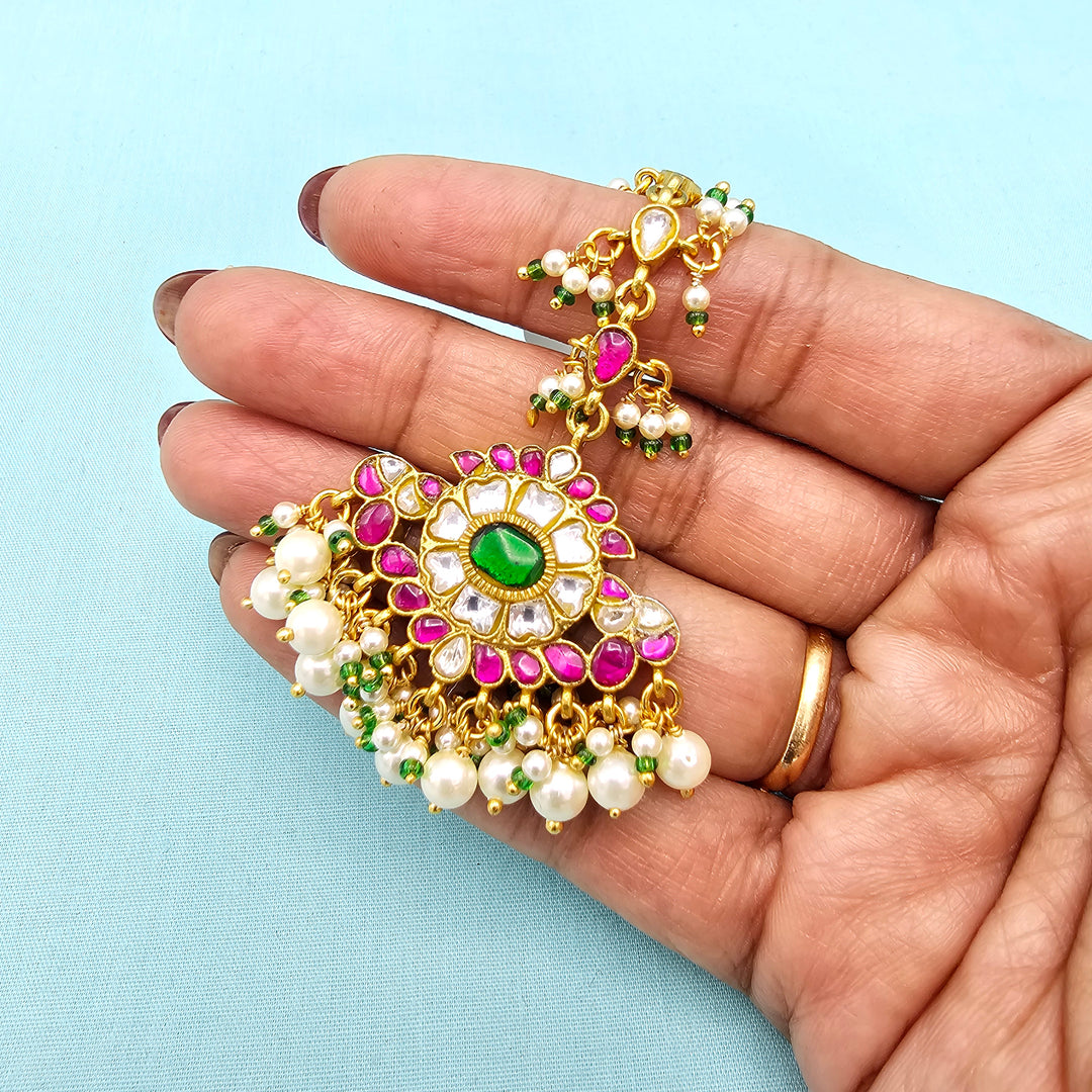 multi Kundan Tikka