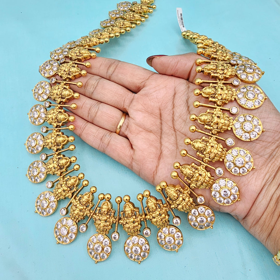 Long CZ Lakshmi Bottumala