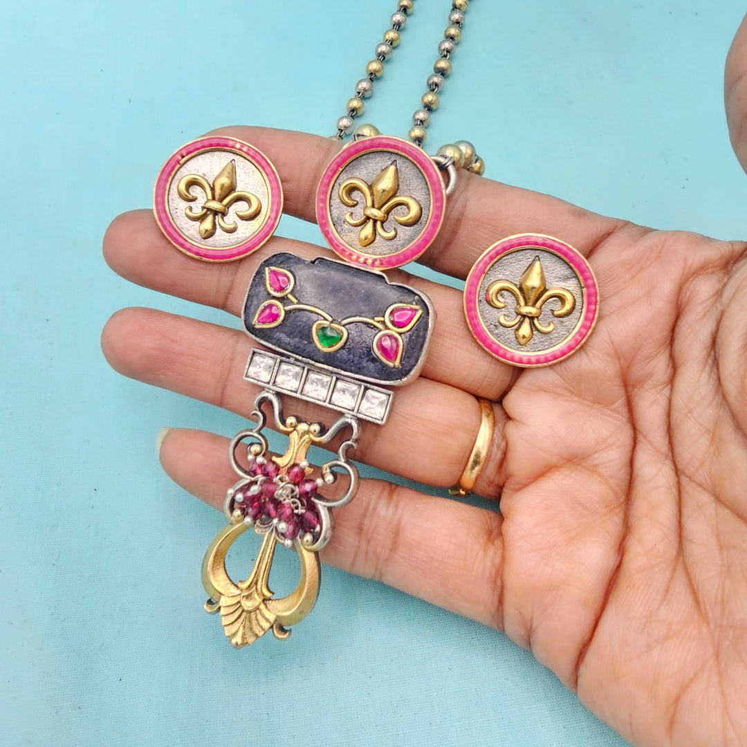 Dual Tone long chain