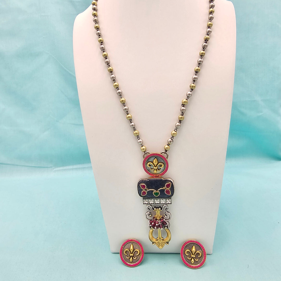 Dual Tone long chain