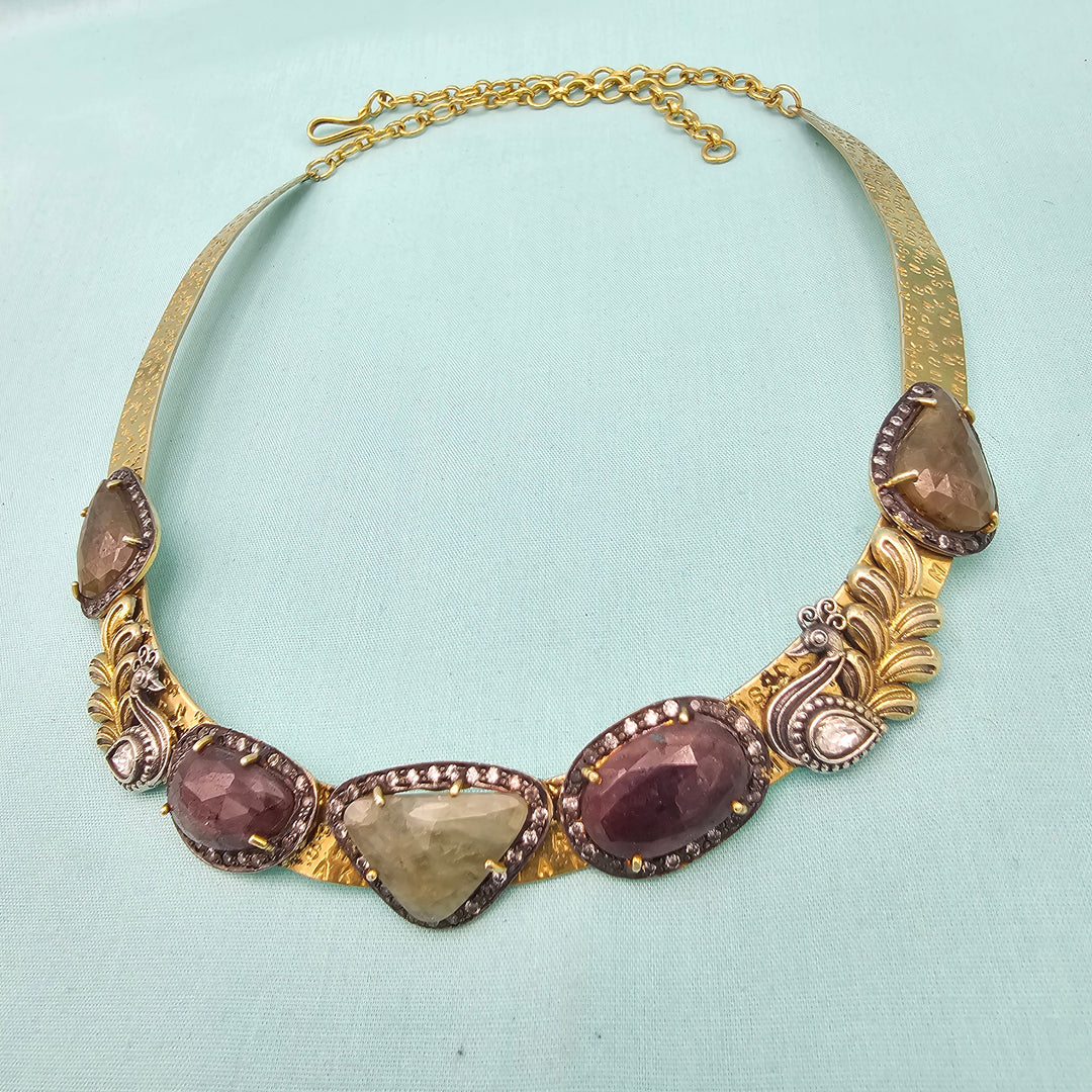 Sapphire Stones Hasli