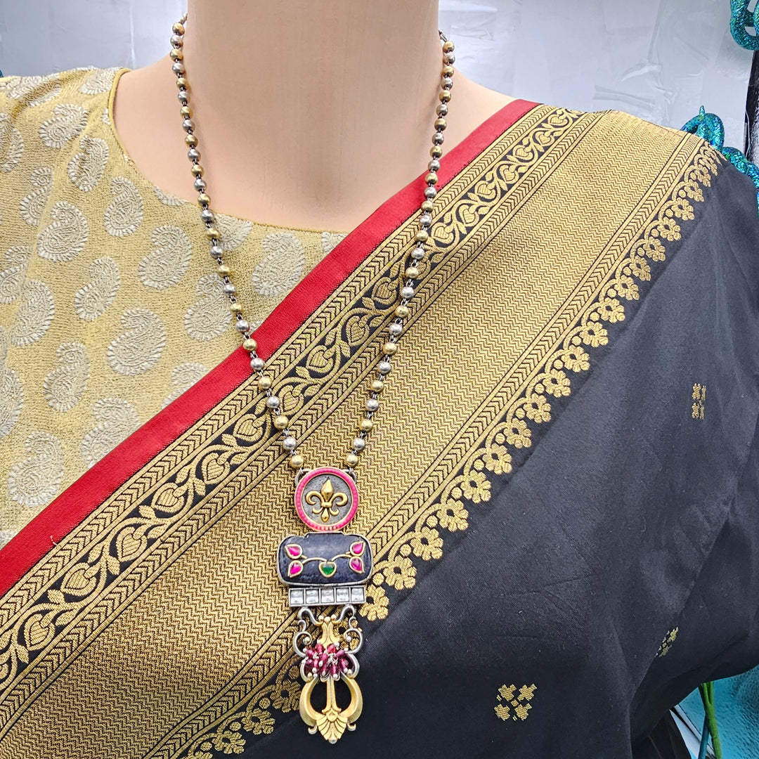 Dual Tone long chain