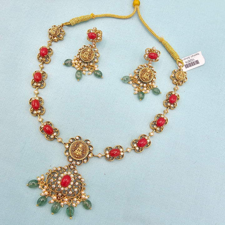Short Coral Necklace set