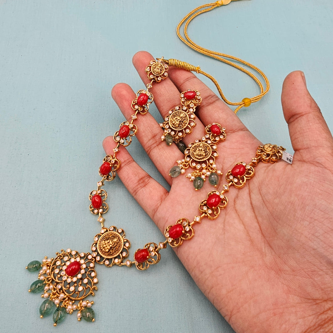 Short Coral Necklace set