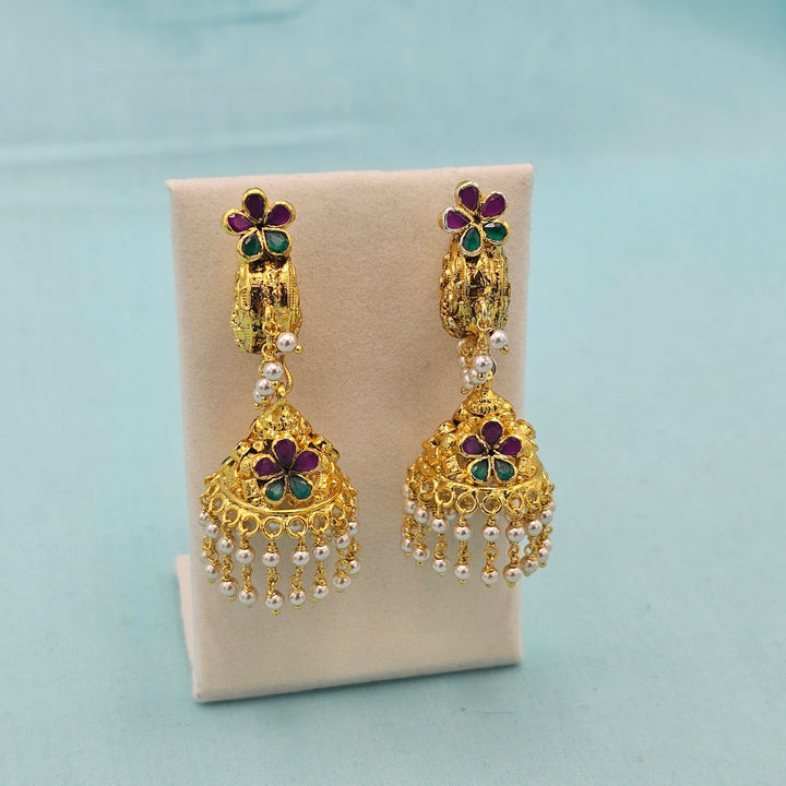 Makara kundanalu Jhumka