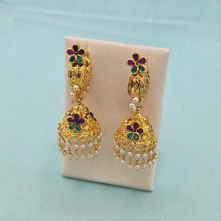 Makara kundanalu Jhumka